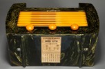 Stewart Warner 62T36 Catalin Radio in Dark Green with Yellow